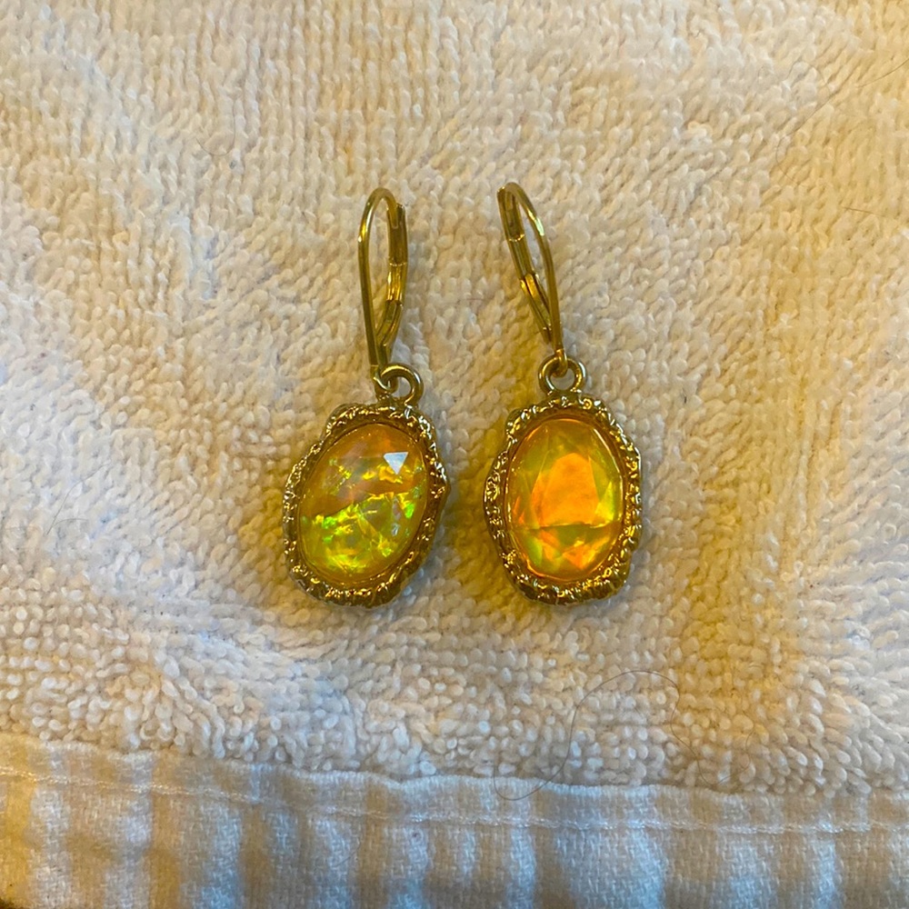 Beautiful yellow teardrop earrings